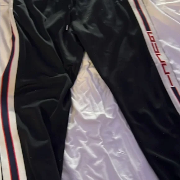 Gucci pants - Picture 2 of 2